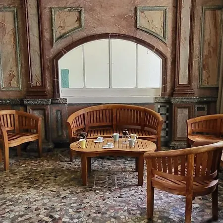 Le Pavillon De L'intemporelle De Bigorre Ferienhaus Bagnères-de-Bigorre
